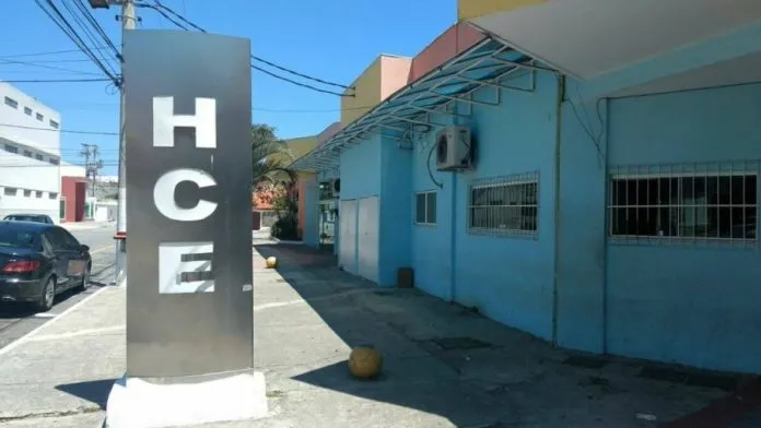 A vítima foi levada para o Hospital Central de Emergência (HCE)