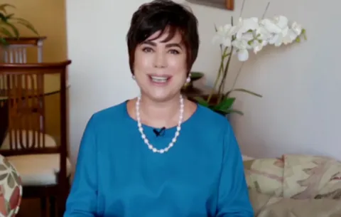 A apresentadora de telejornais fez carreira na Rede Manchete