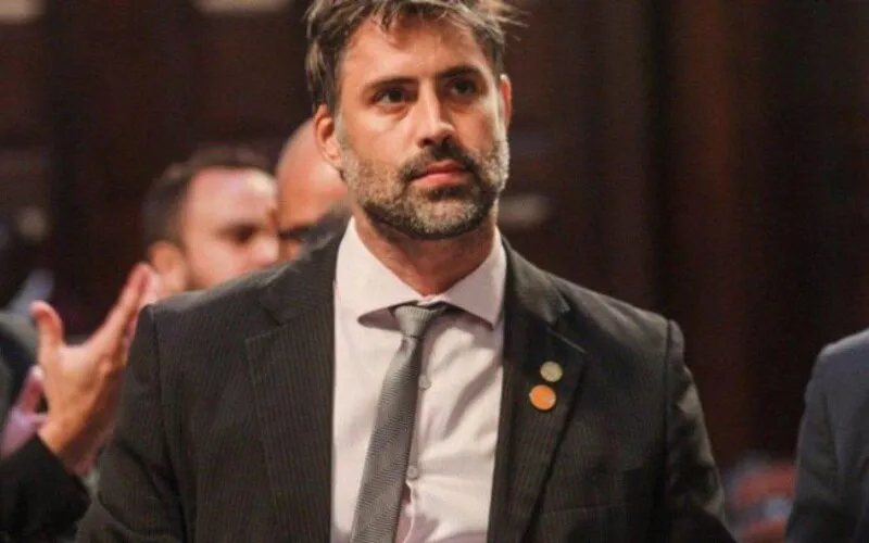 “Ser chamado de negro não deveria ser motivo de ofensa pra ninguém", diz Freitas.