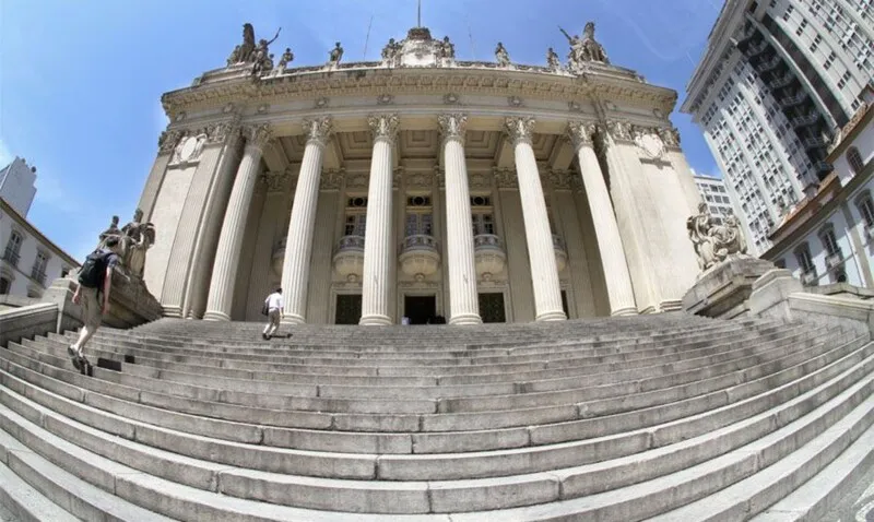 O projeto é de utoria dos Deputados Renata Souza, Flavio Serafini, Waldeck Carneiro e Eliomar Coelho