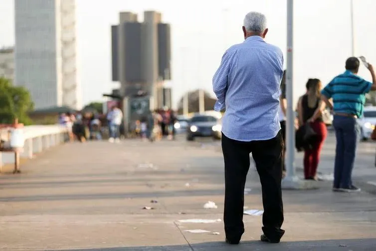 O propósito da ação era cumprir mandados de prisão contra acusados de violência contra idosos em todo o território nacional