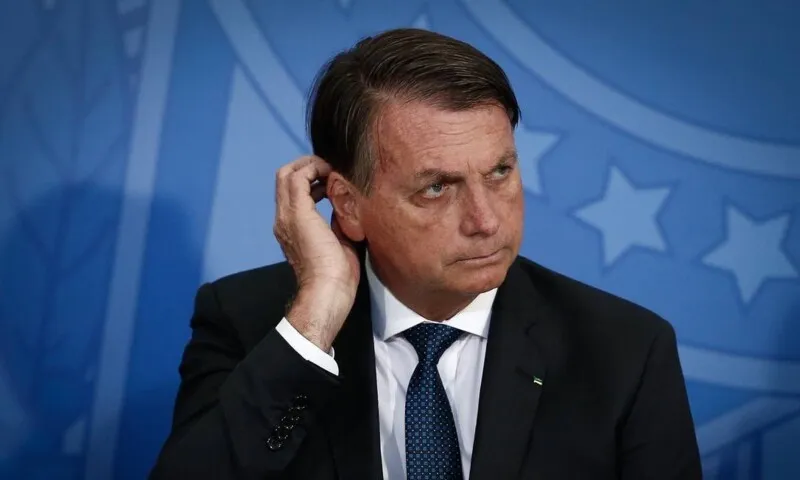 Bolsonaro foi vaiado após reunião no Ministério da Saúde