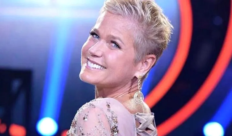 Xuxa conversou com Luis Erlanger em uma live nesta segunda-feira (11)