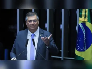 Flavio Dino toma posse no cargo de ministro do STF
