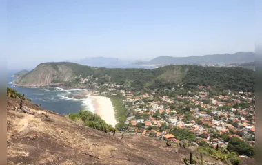 Costão de Itacoatiara: Beleza natural e aventura à beira mar