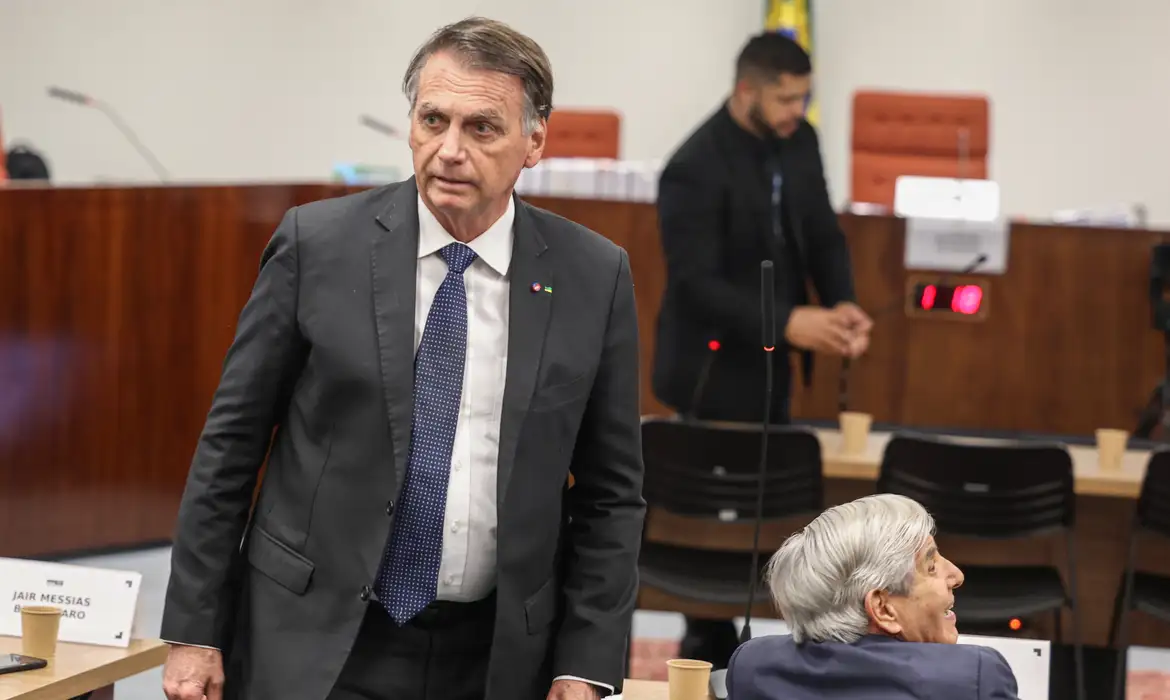 Bolsonaro negou qualquer plano de golpe contra a democracia brasileira