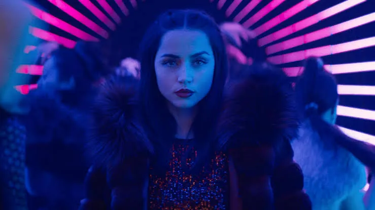 Atriz Ana de Armas estrela no papel da 'Bailarina'