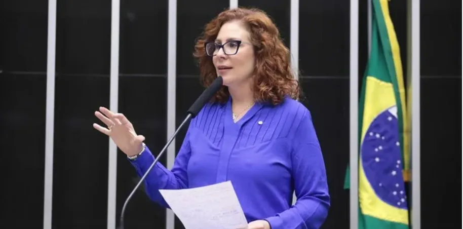 Carla Zambelli foi presa em um endereça em Roma, na Itália