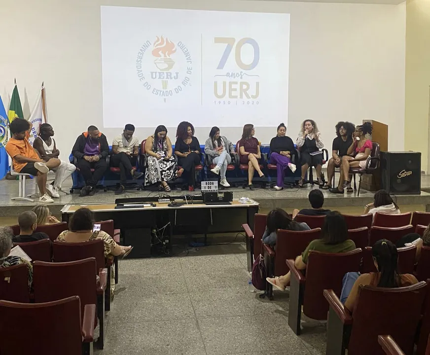 Entre os principais pontos debatidos estiveram os desafios para a ampliação de políticas públicas voltadas à educação popular