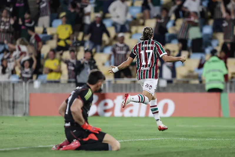 Fluminense despacha o Inter e avança na Copa do Brasil