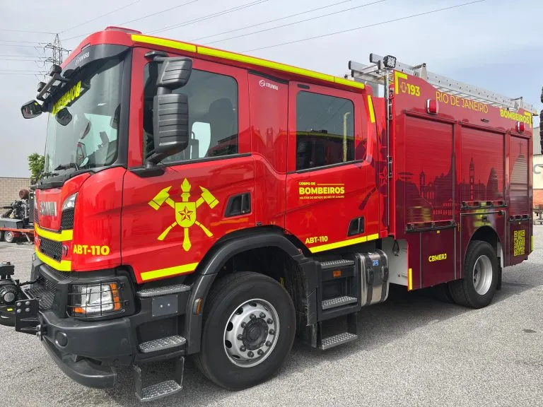 Buscas seguem sendo realizadas pelos bombeiros