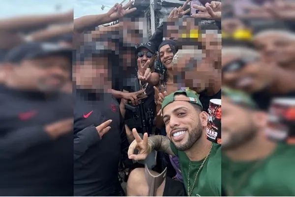 Nas imagens, Oruam aparece com Rabicó, chefe do Comando Vermelho, que está foragido atualmente