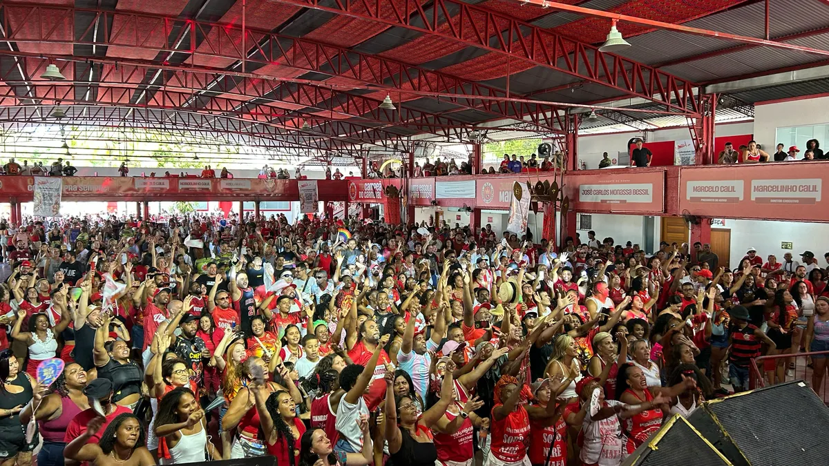 Quadra da Viradouro está lotada