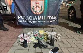 Foragido de Minas é preso com arma e drogas em conjunto habitacional de Maricá