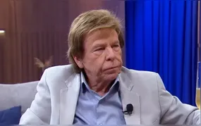 Nelson Rubens é afastado da RedeTV após denúncias de assédio