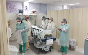 Pedreiro é internado em hospital após ser baleado em bairro de Araruama