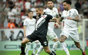 Pela sétima vez desde sua chegada, Philippe Coutinho se lesiona e vira desfalque no Vasco