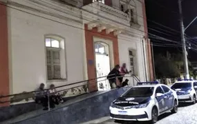 Polícia prende criminoso apreende fuzil na Região dos Lagos