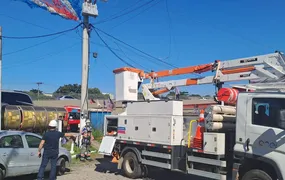 Posto de combustível é flagrado com “gato” de energia em Itaboraí
