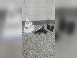 Arma israelense é apreendida após confronto entre PM e traficantes no Gradim