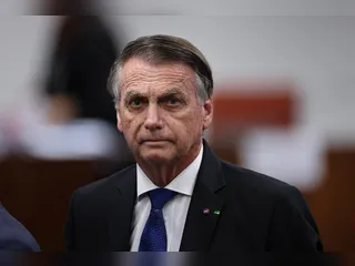 Bolsonaro é diagnosticado com câncer de pele em estágio inicial