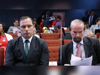 Bolsonaro presenciou apresentação de minuta golpista, confirma Cid
