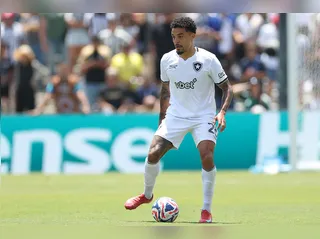 Botafogo recebe proposta do Al-Rayyan por Gregore, que deve deixar o clube