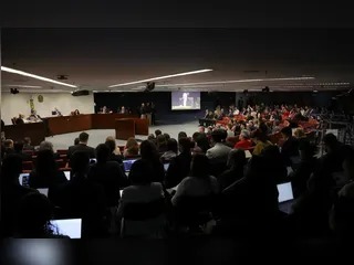 Em voto, Fux diz que ação deveria ter tramitado na primeira instância