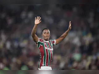 Fluminense oficializa venda de Arias para o Wolverhampton