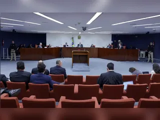 Golpe: Moraes inicia julgamento do Núcleo 4 com leitura de relatório