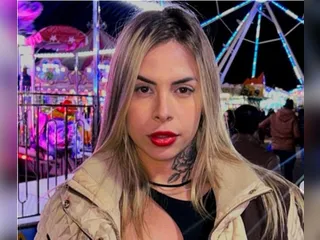 Influenciadora engravida do enteado durante gravação de conteúdo adulto
