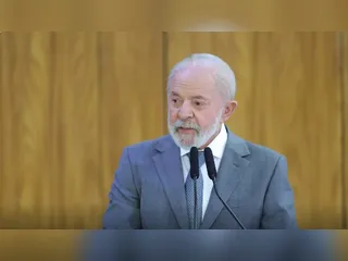 Lula veta aumento de número de deputados na Câmara