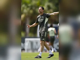Novo técnico do Real Madrid elogia clubes brasileiros no Mundial de Clubes e admite: "Vão ser equipes difíceis"