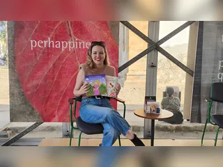 OSG na Flip: Autora de São Gonçalo leva obra interativa sobre maternidade para a Flip