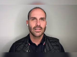 PL oficializa Eduardo Bolsonaro como líder da Minoria na Câmara