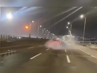 Vídeo registra motorista fazendo 'cavalo de pau' na Ponte Rio-Niterói