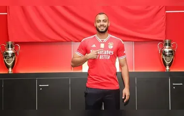 Botafogo deseja contratação de Arthur Cabral para substituir Igor Jesus