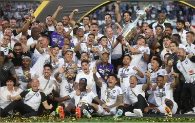 Botafogo é indicado a clube do ano na premiação da Bola de Ouro 2025