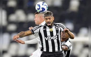 Botafogo tropeça em casa e perde chance de encostar nos líderes do Brasileirão