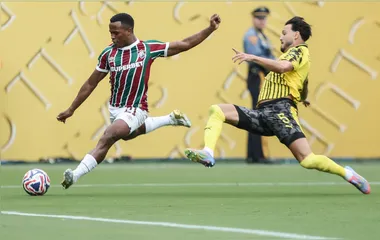 Na estreia, Fluminense domina o Borussia, mas fica no empate sem gols