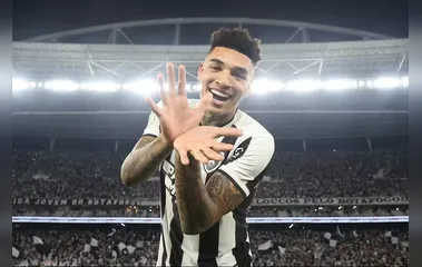 Igor Jesus publica post se despedindo do Botafogo: "Espero um dia voltar"
