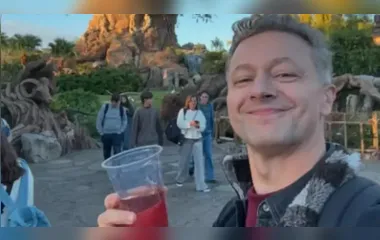 Lucas Lima posta foto 'biscoitando' durante viagem ao Chile