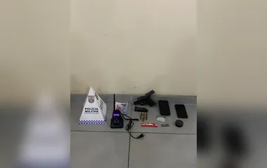 PM apreende arma e prende dois suspeitos durante ação em Monjolos, em São Gonçalo