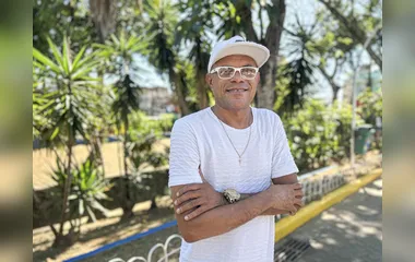 'Tá dominado!' Depois de rodar o mundo, funkeiro de São Gonçalo volta a sonhar com os palcos