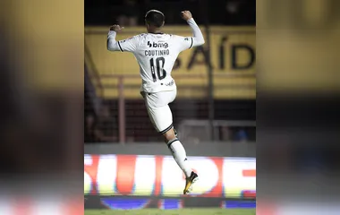 Vivendo boa fase, Philippe Coutinho atinge melhores números desde 2020