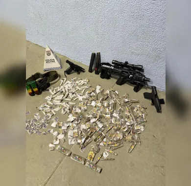 Dois homens são mortos e PM fica ferido no Anaia Pequeno, em SG (vídeo)
