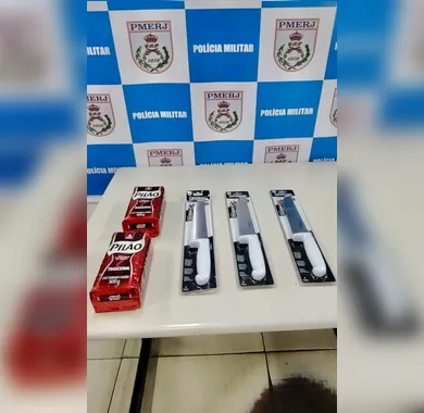 Homem com 13 passagens pela polícia é preso por furto em supermercado de Inoã