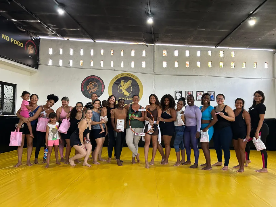 A aula gratuita será ministrada pela faixa preta Jaqueline Fernandes