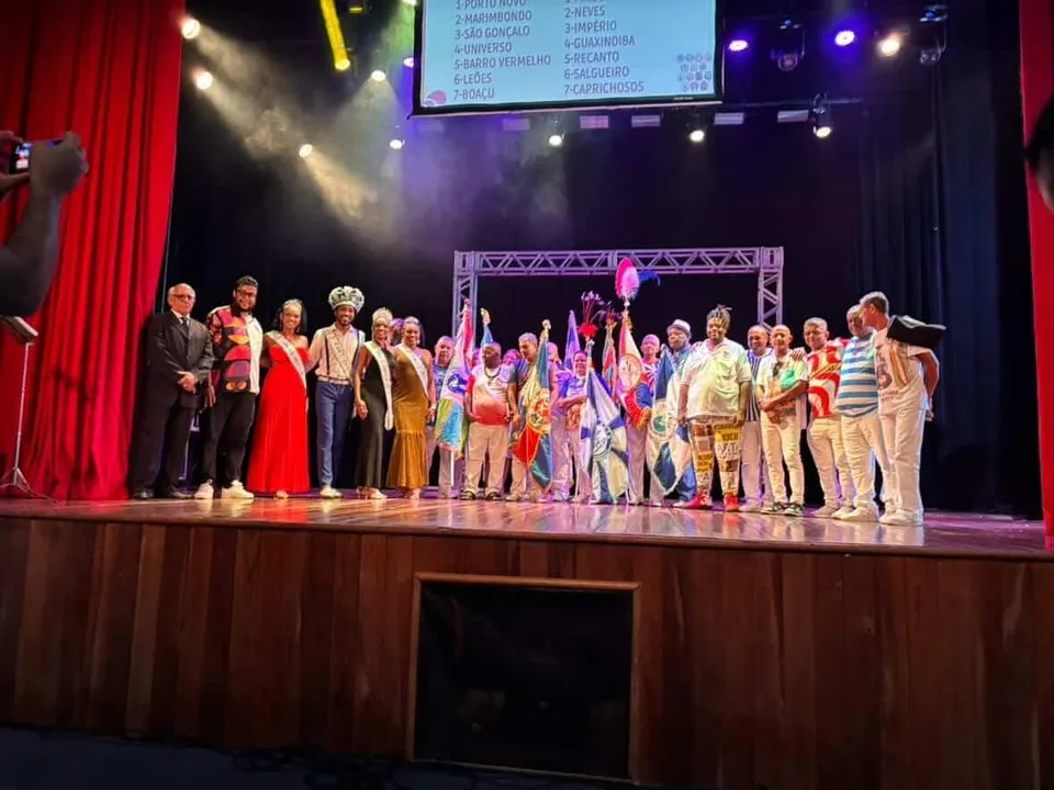 Os desfiles vão acontecer nos dias 21 e 22 de abril