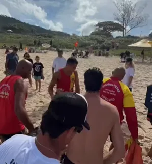 Thomas Rovira competia na primeira fase da sétima bateria de surfe